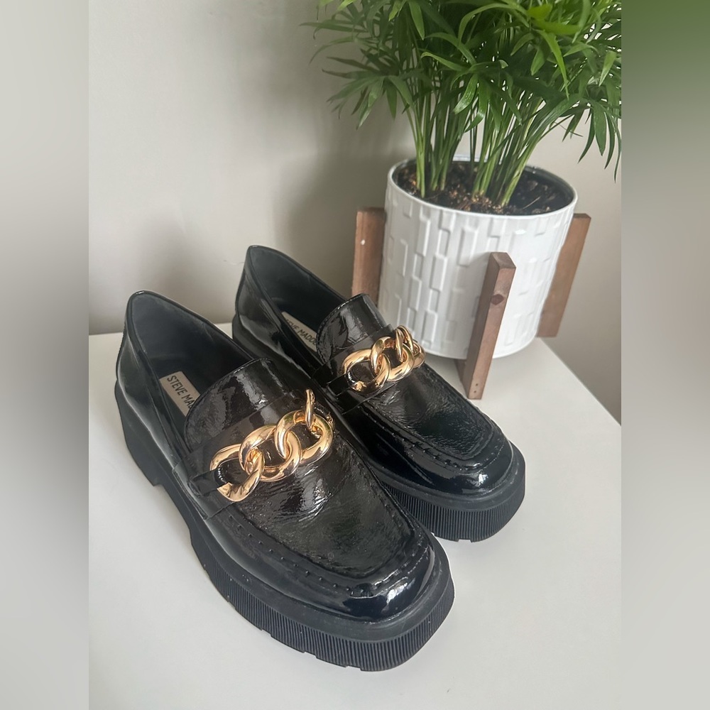 Brand new Steve Madden Loafers